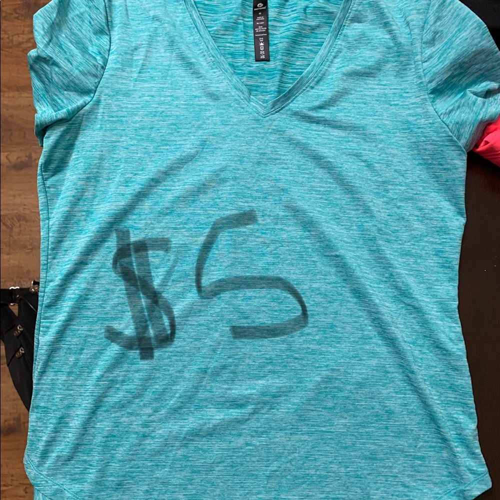 Workout Clothes - image 4